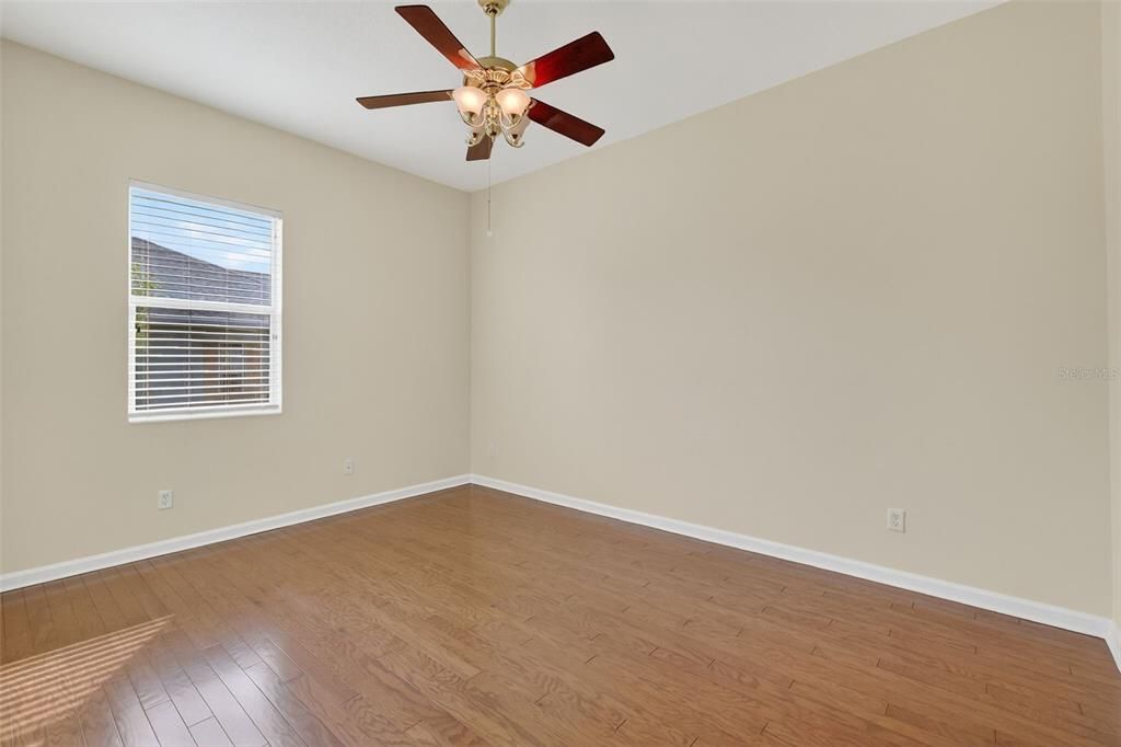 待售: $349,000 (3 贝兹, 2 浴室, 2382 平方英尺)