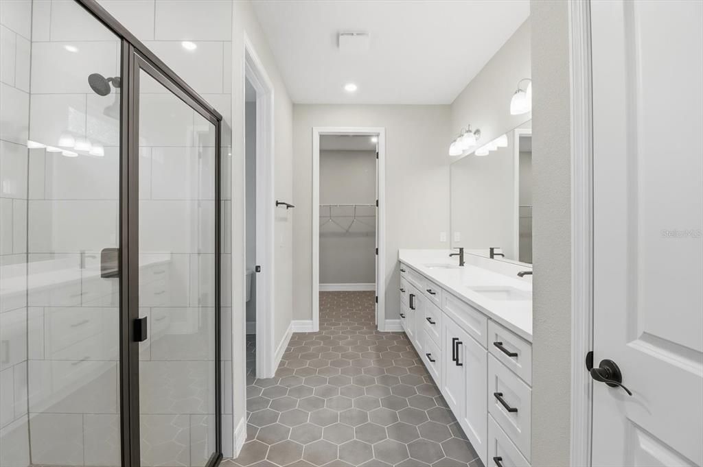 Active With Contract: $489,900 (5 beds, 4 baths, 3222 Square Feet)