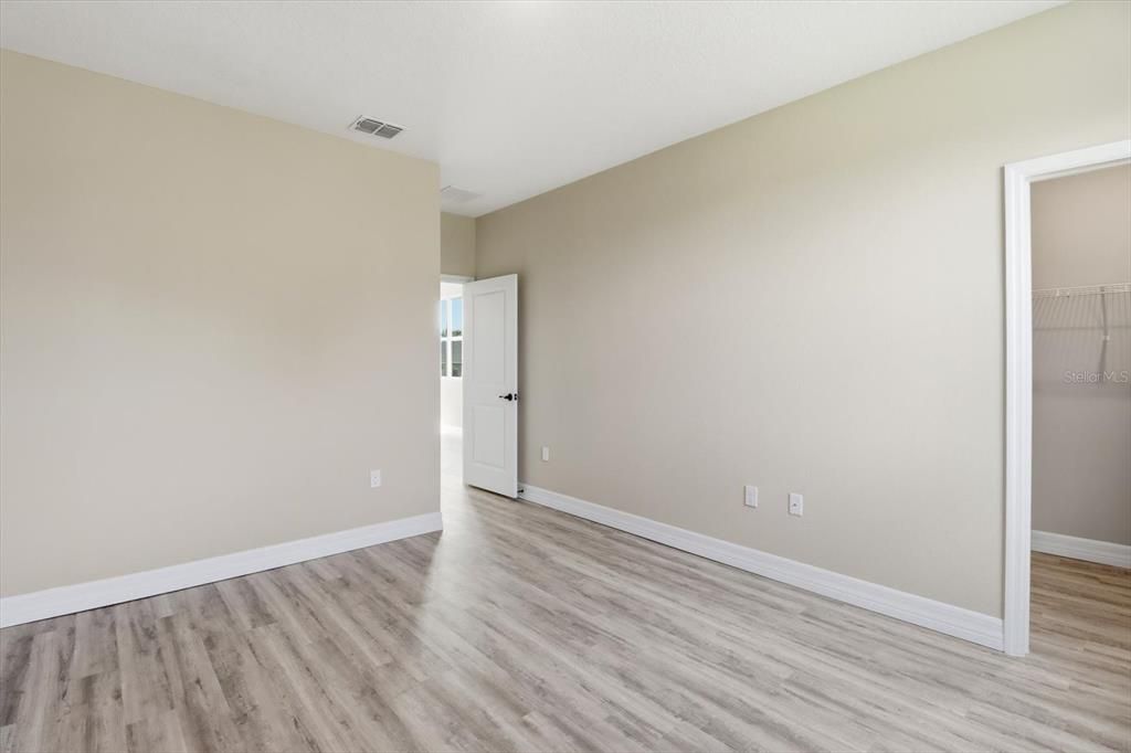 Active With Contract: $489,900 (5 beds, 4 baths, 3222 Square Feet)