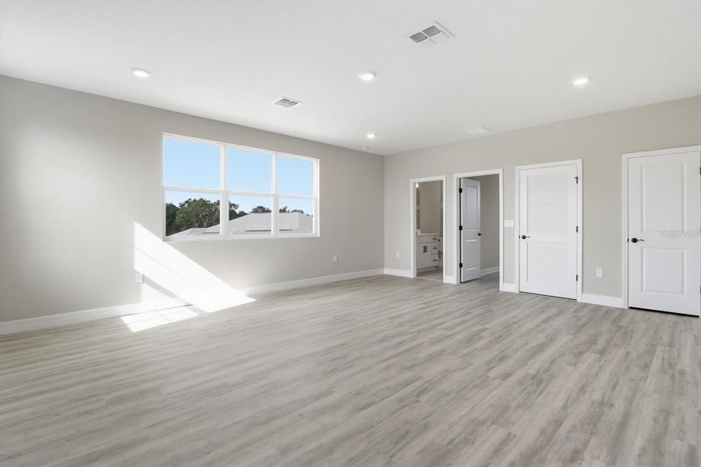 Active With Contract: $489,900 (5 beds, 4 baths, 3222 Square Feet)