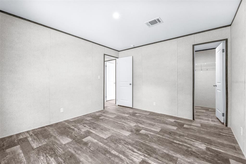 待售: $250,000 (3 贝兹, 2 浴室, 1493 平方英尺)