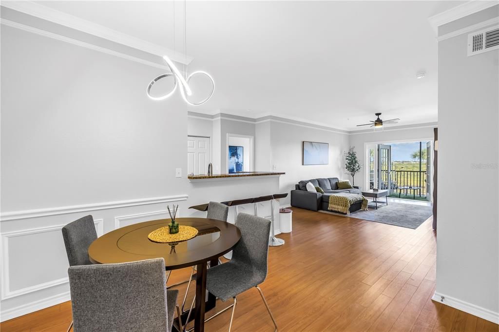 Active With Contract: $249,950 (2 beds, 2 baths, 1153 Square Feet)