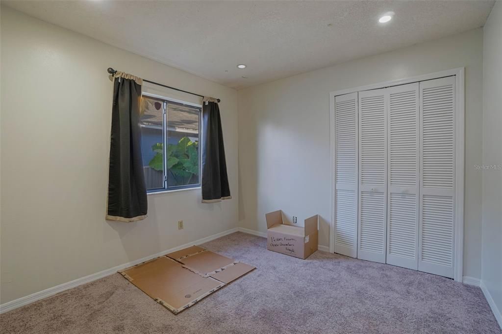 Activo con contrato: $339,000 (3 camas, 2 baños, 1528 Pies cuadrados)