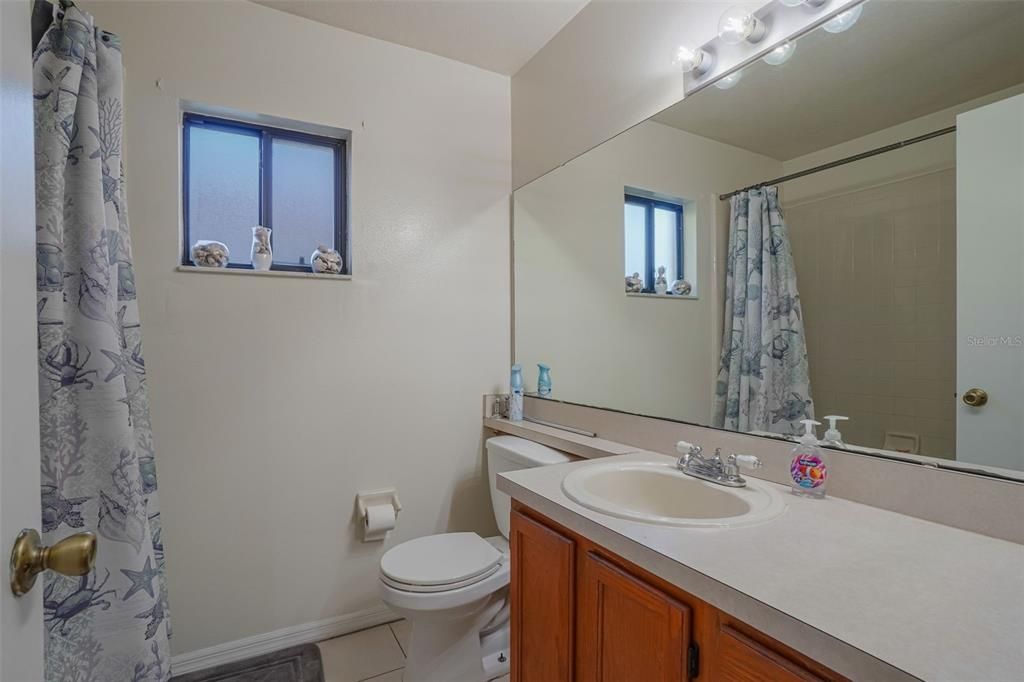 Activo con contrato: $339,000 (3 camas, 2 baños, 1528 Pies cuadrados)