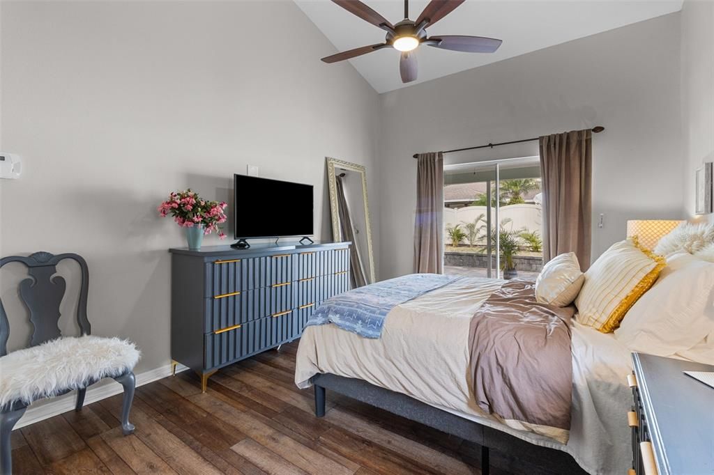 For Sale: $415,000 (3 beds, 2 baths, 1487 Square Feet)