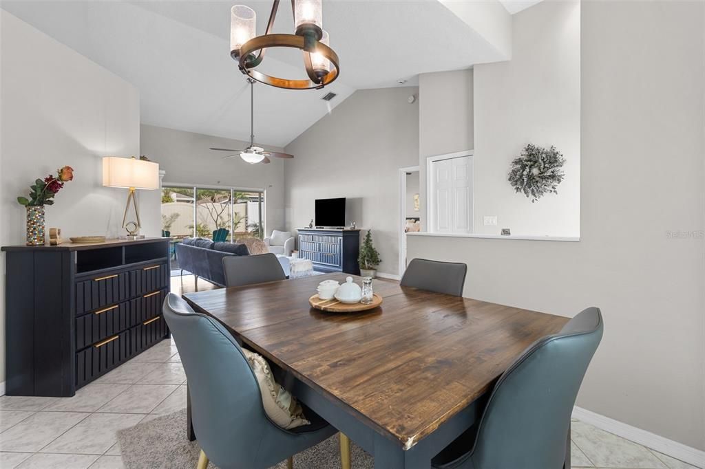 For Sale: $415,000 (3 beds, 2 baths, 1487 Square Feet)