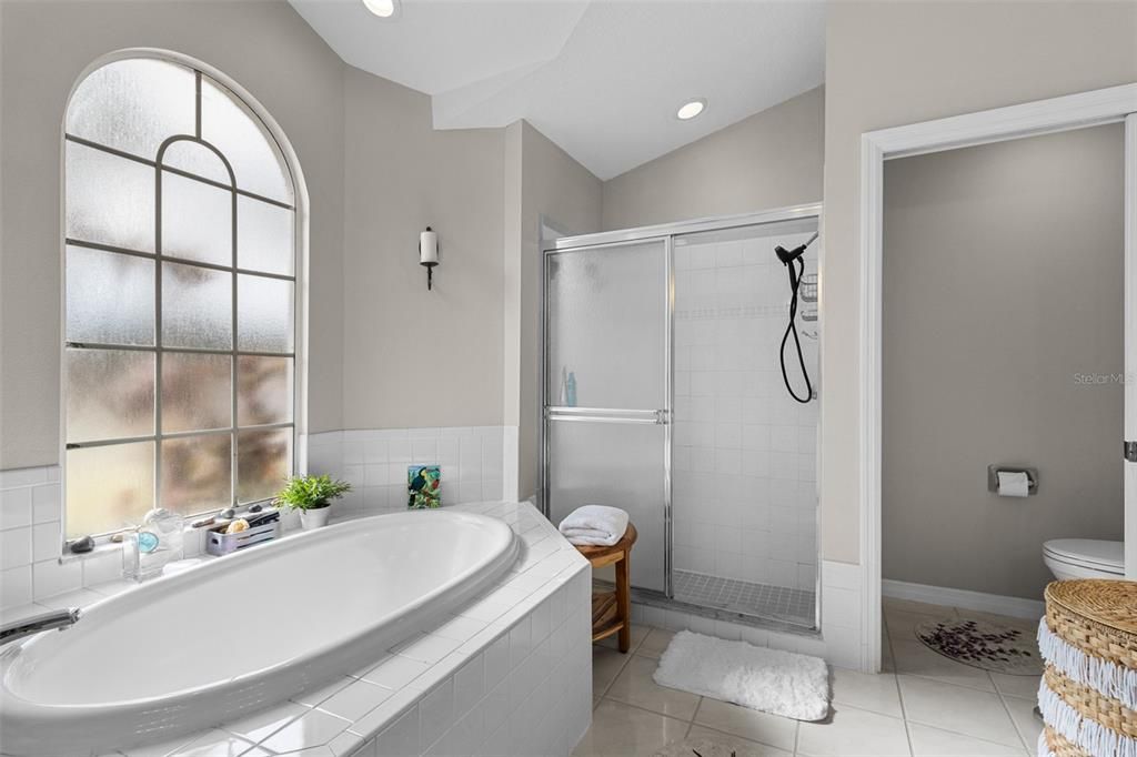 For Sale: $415,000 (3 beds, 2 baths, 1487 Square Feet)