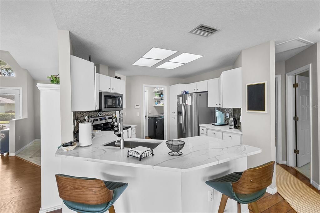 For Sale: $415,000 (3 beds, 2 baths, 1487 Square Feet)