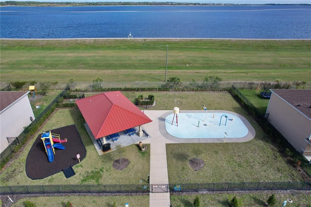 For Sale: $425,000 (5 beds, 3 baths, 2830 Square Feet)