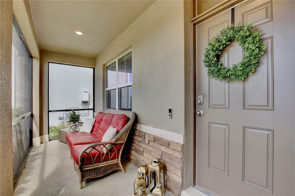 For Sale: $425,000 (5 beds, 3 baths, 2830 Square Feet)