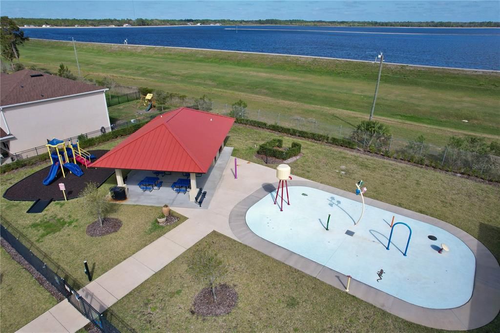 For Sale: $425,000 (5 beds, 3 baths, 2830 Square Feet)