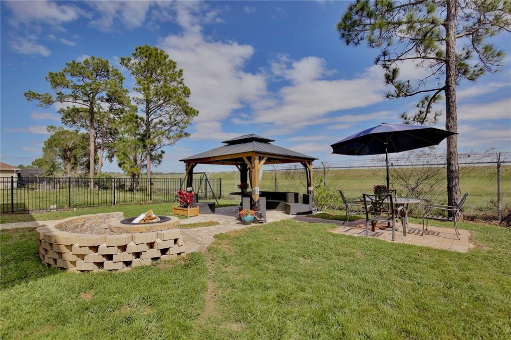 For Sale: $425,000 (5 beds, 3 baths, 2830 Square Feet)