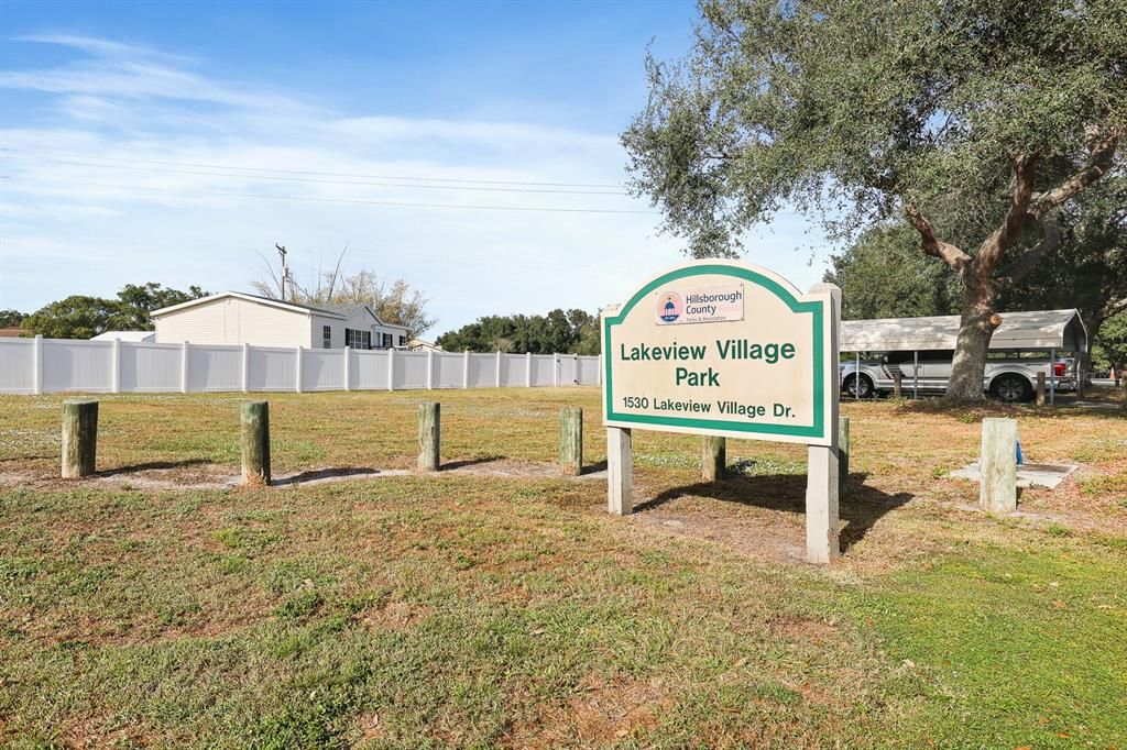 出租: $2,400 (4 贝兹, 2 浴室, 1764 平方英尺)