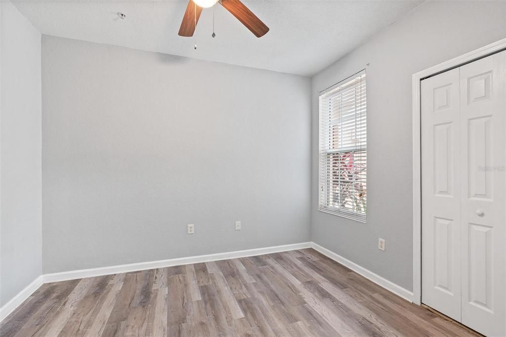 For Sale: $214,900 (2 beds, 2 baths, 1435 Square Feet)