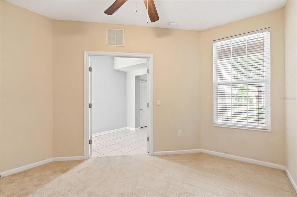 For Sale: $214,900 (2 beds, 2 baths, 1435 Square Feet)