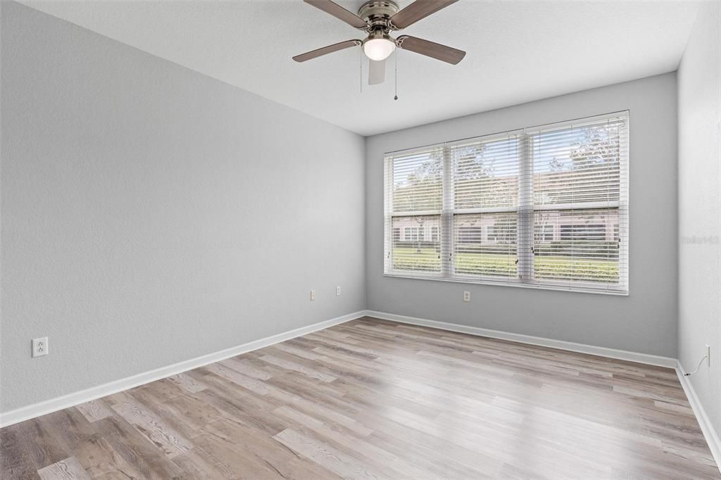 For Sale: $214,900 (2 beds, 2 baths, 1435 Square Feet)