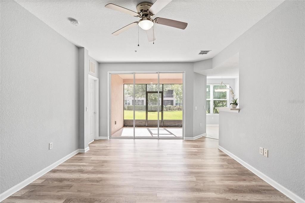 For Sale: $214,900 (2 beds, 2 baths, 1435 Square Feet)