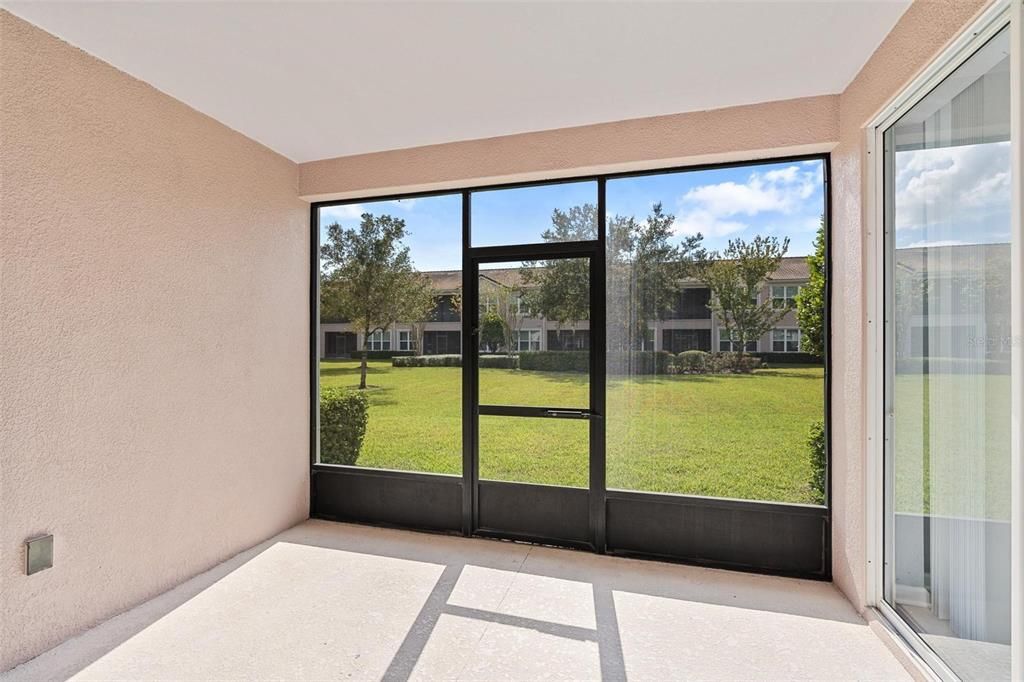 For Sale: $214,900 (2 beds, 2 baths, 1435 Square Feet)