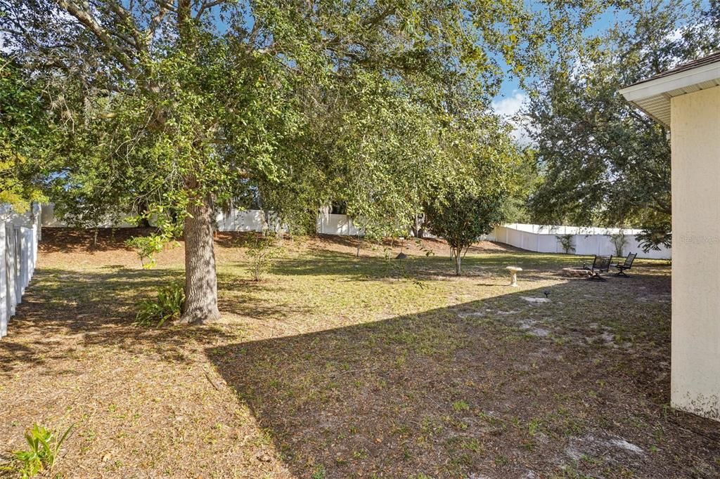 Activo con contrato: $329,900 (3 camas, 2 baños, 1722 Pies cuadrados)