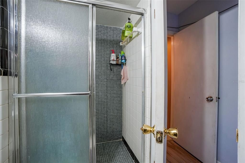 For Sale: $340,000 (3 beds, 2 baths, 1285 Square Feet)