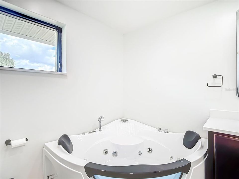 For Rent: $4,500 (4 beds, 3 baths, 2623 Square Feet)