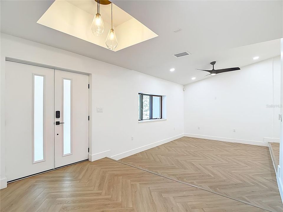 For Rent: $4,500 (4 beds, 3 baths, 2623 Square Feet)