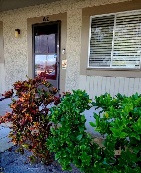 For Sale: $119,999 (1 beds, 1 baths, 678 Square Feet)