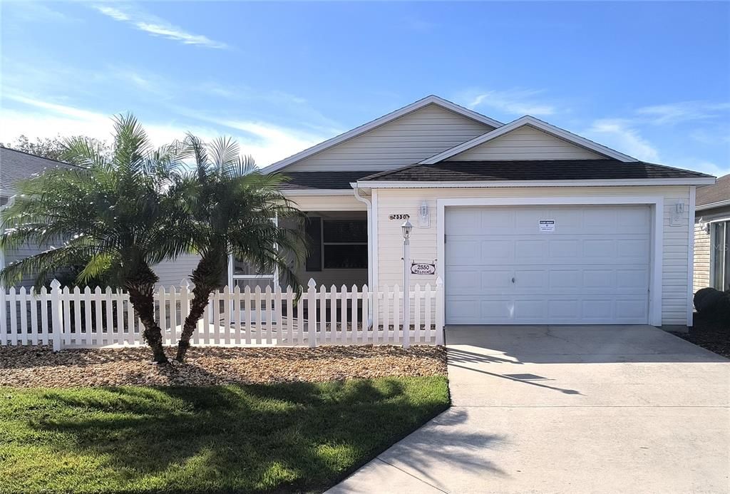 For Rent: $1,850 (2 beds, 2 baths, 1156 Square Feet)