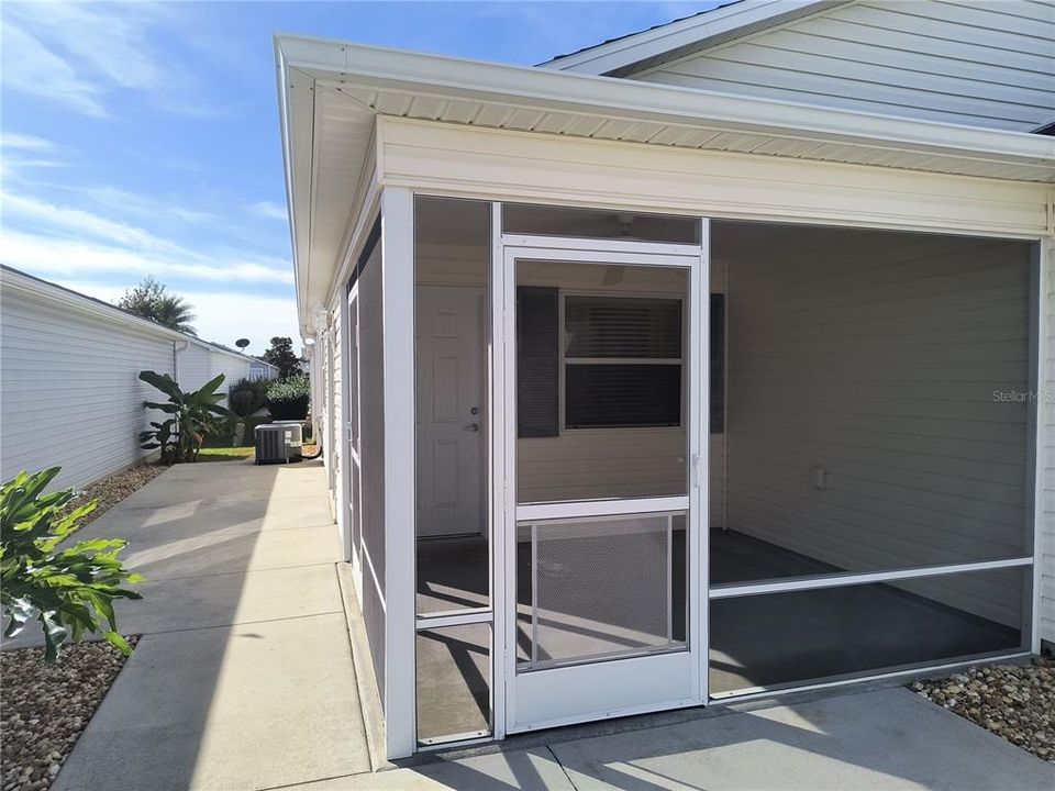 For Rent: $1,850 (2 beds, 2 baths, 1156 Square Feet)