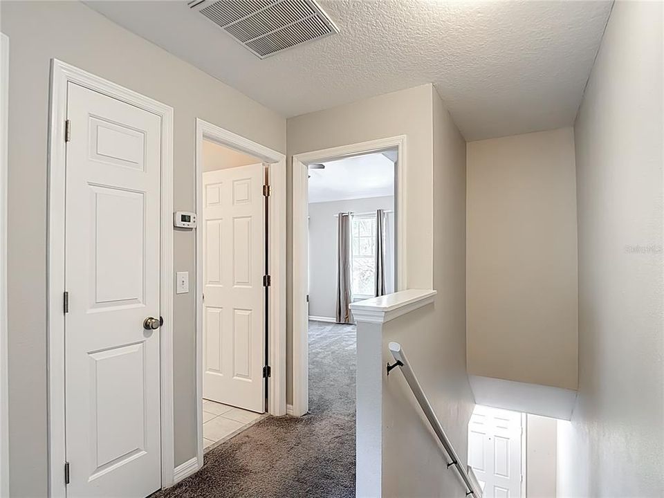 For Sale: $249,900 (2 beds, 1 baths, 1134 Square Feet)