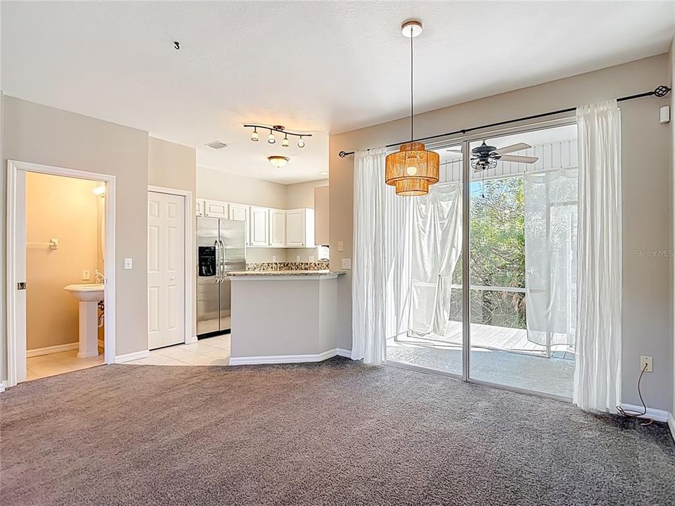 For Sale: $249,900 (2 beds, 1 baths, 1134 Square Feet)