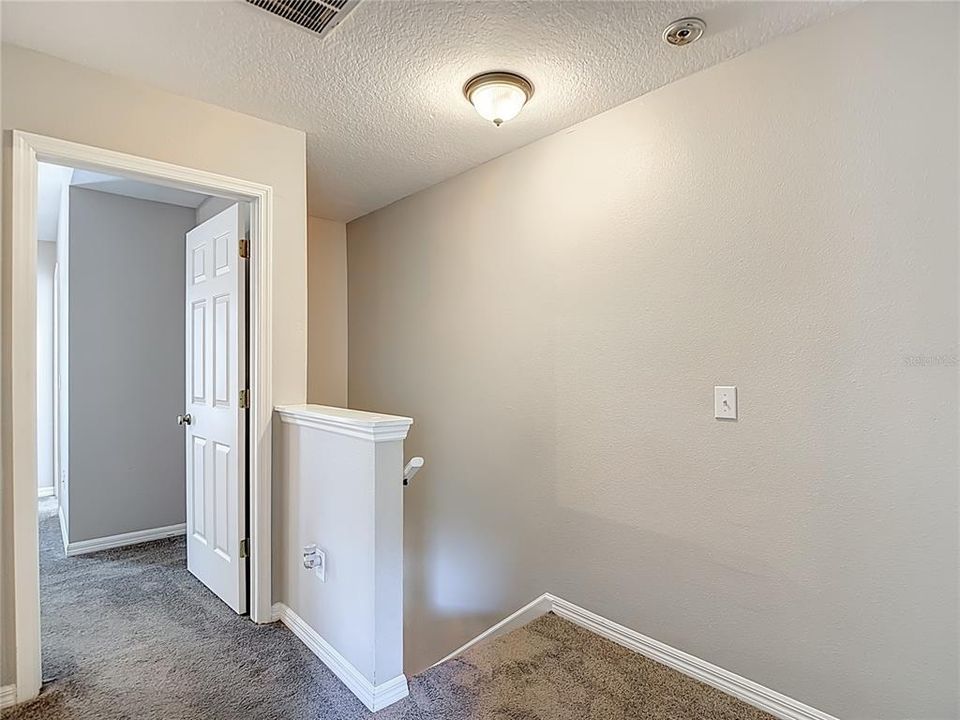 For Sale: $249,900 (2 beds, 1 baths, 1134 Square Feet)