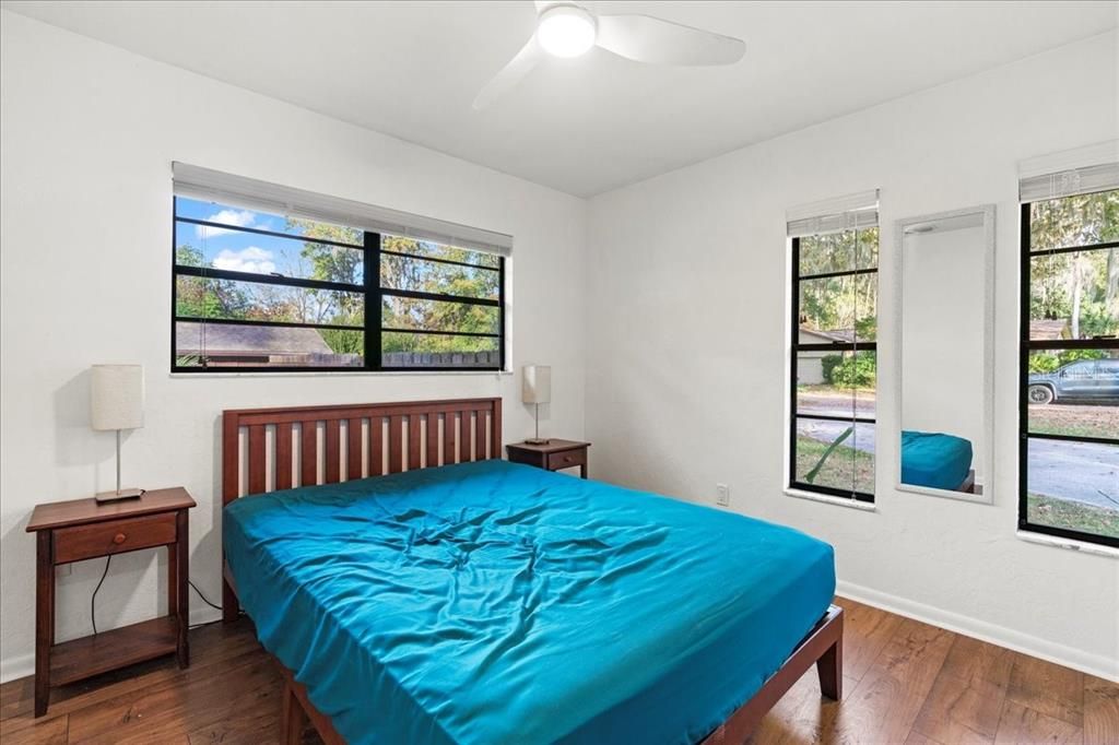 待售: $379,500 (3 贝兹, 2 浴室, 1569 平方英尺)