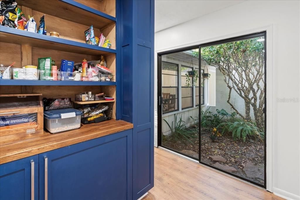 待售: $379,500 (3 贝兹, 2 浴室, 1569 平方英尺)