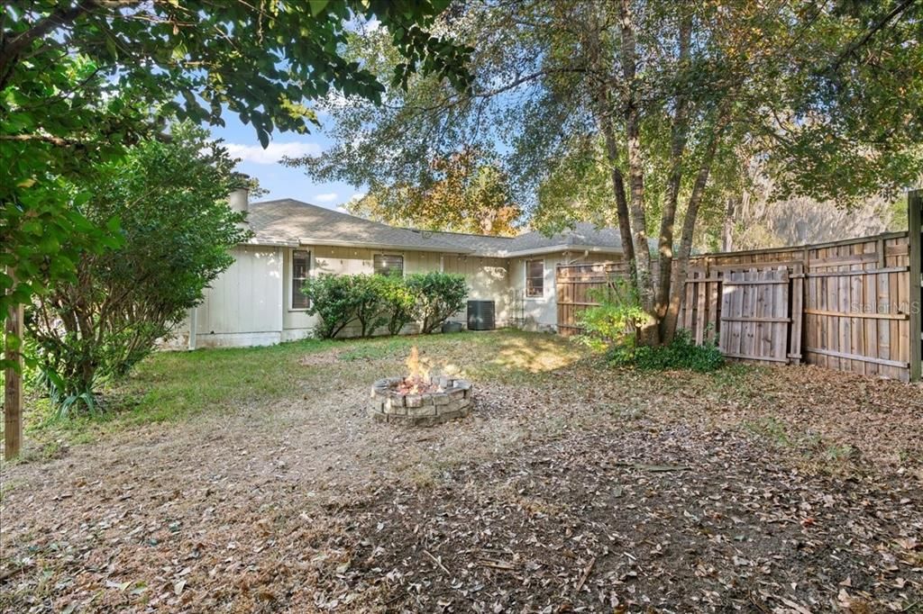 待售: $379,500 (3 贝兹, 2 浴室, 1569 平方英尺)