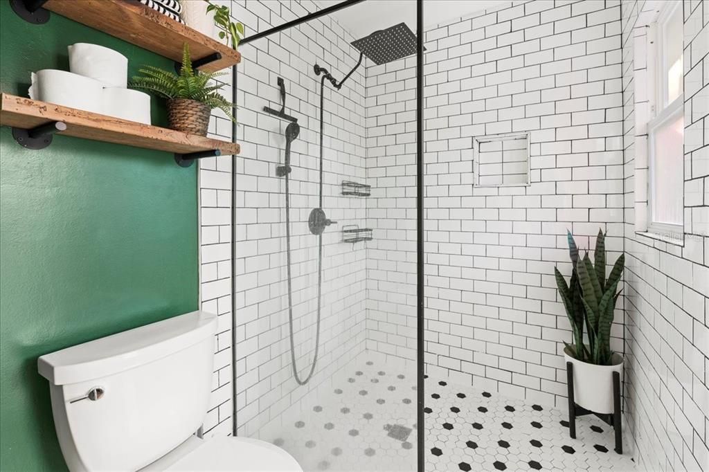 待售: $379,500 (3 贝兹, 2 浴室, 1569 平方英尺)