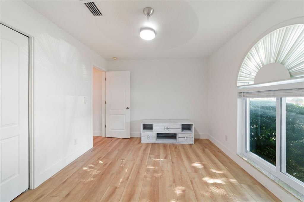 出租: $2,900 (3 贝兹, 2 浴室, 1530 平方英尺)