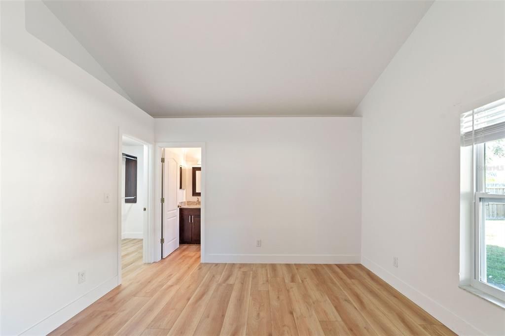 出租: $2,900 (3 贝兹, 2 浴室, 1530 平方英尺)