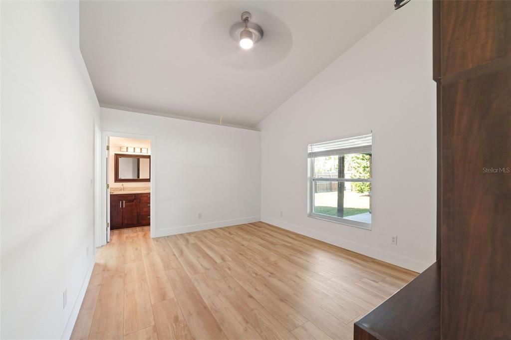 出租: $2,900 (3 贝兹, 2 浴室, 1530 平方英尺)