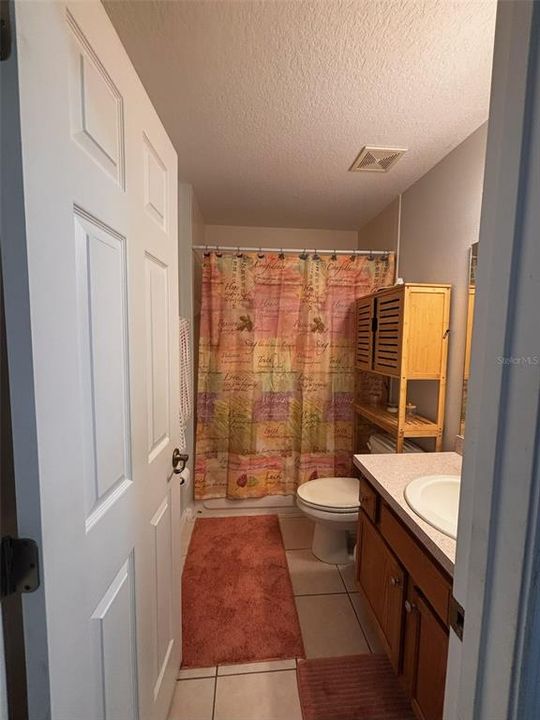 En Venta: $349,900 (3 camas, 2 baños, 2354 Pies cuadrados)