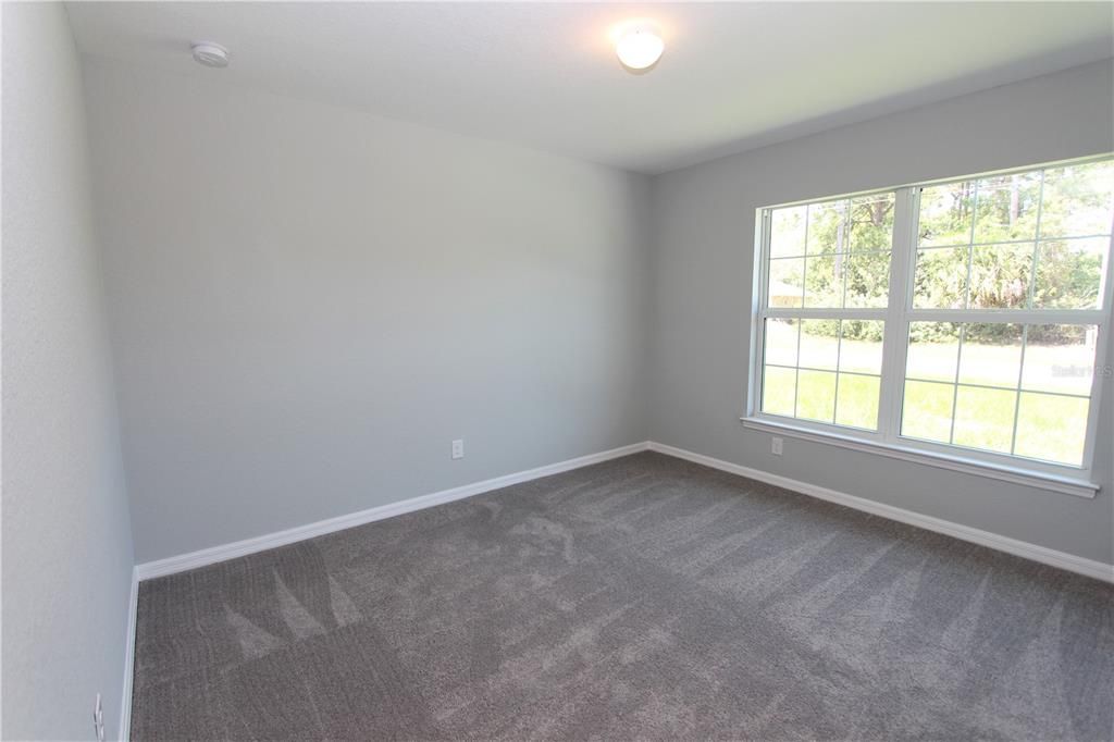 En Renta: $2,100 (3 camas, 2 baños, 1810 Pies cuadrados)