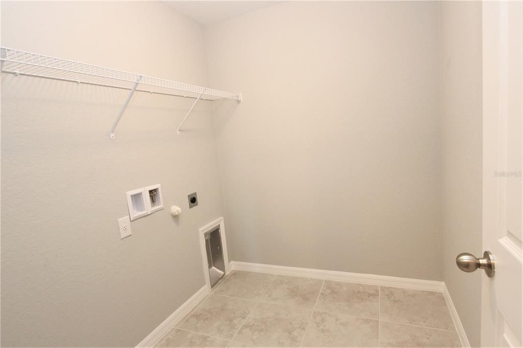 En Renta: $2,100 (3 camas, 2 baños, 1810 Pies cuadrados)