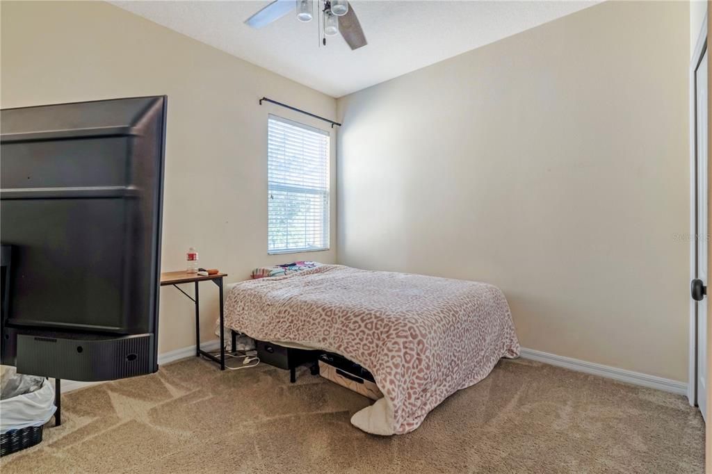 待售: $325,000 (3 贝兹, 2 浴室, 1512 平方英尺)