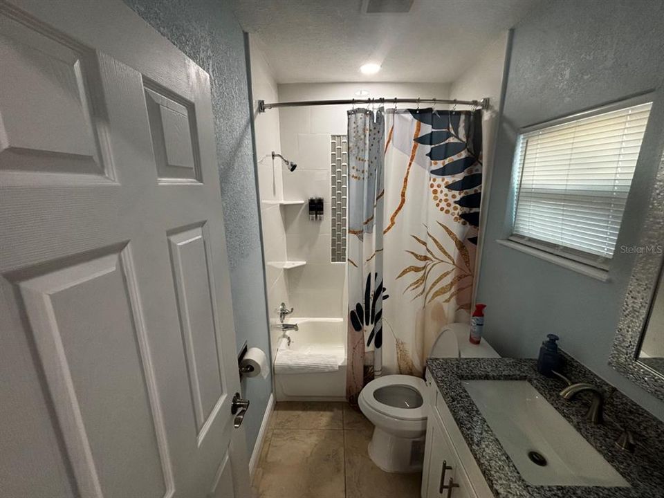 待售: $1,450,000 (4 贝兹, 3 浴室, 1648 平方英尺)