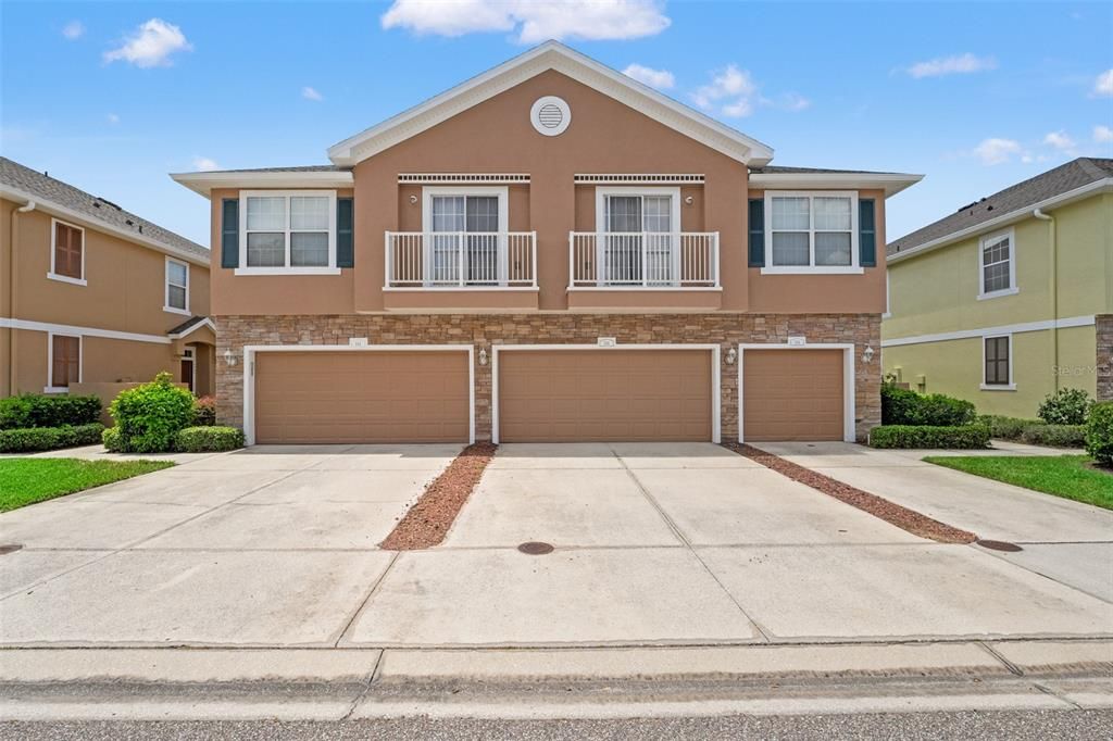 En Venta: $449,900 (3 camas, 2 baños, 1635 Pies cuadrados)