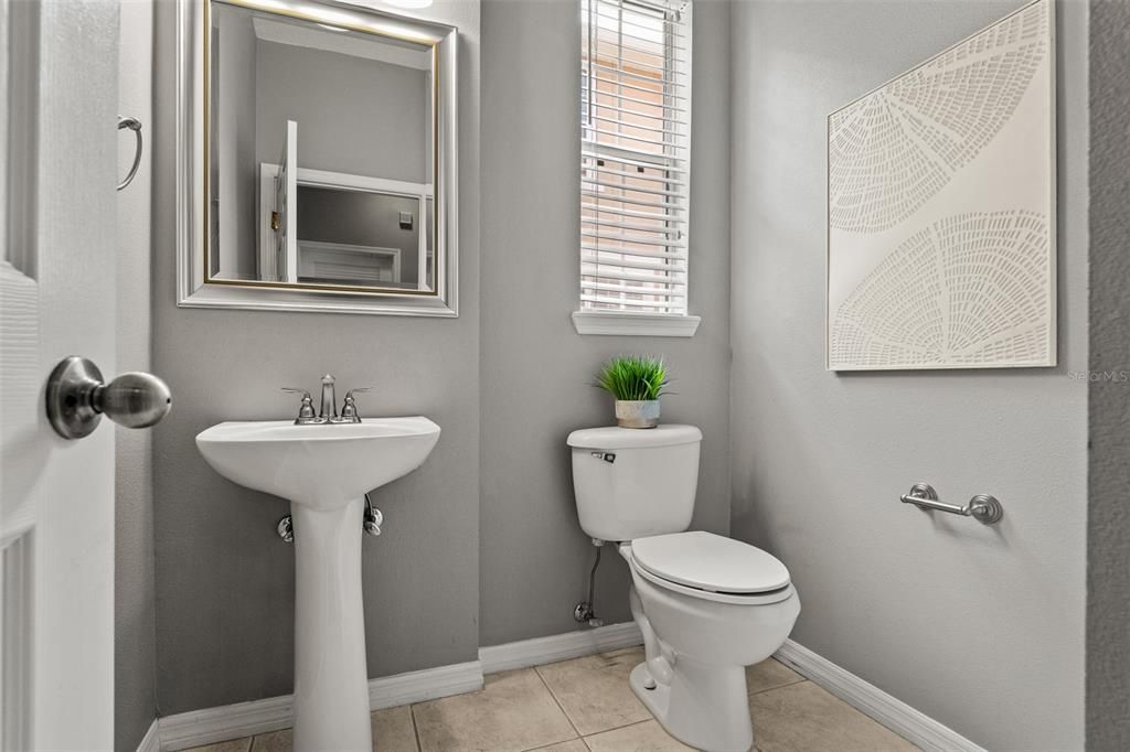 En Venta: $449,900 (3 camas, 2 baños, 1635 Pies cuadrados)