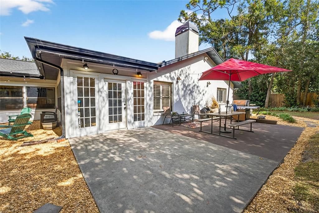 En Venta: $550,000 (5 camas, 2 baños, 2687 Pies cuadrados)