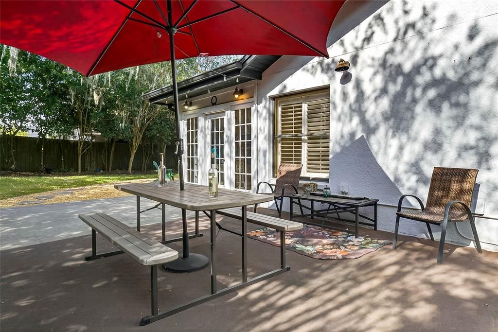 En Venta: $550,000 (5 camas, 2 baños, 2687 Pies cuadrados)