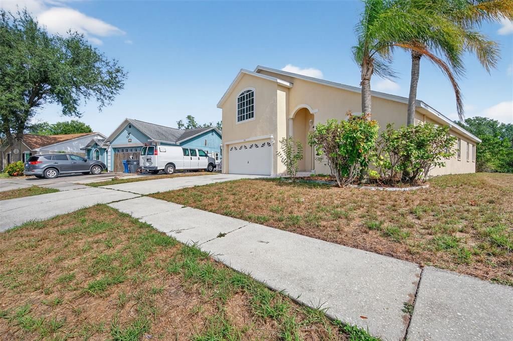 En Venta: $299,900 (3 camas, 2 baños, 1809 Pies cuadrados)