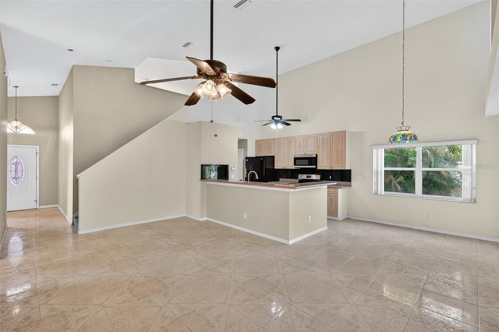 En Venta: $299,900 (3 camas, 2 baños, 1809 Pies cuadrados)